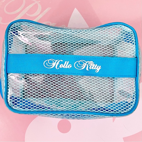 Hello Kitty Train Case - Picture 2 of 4